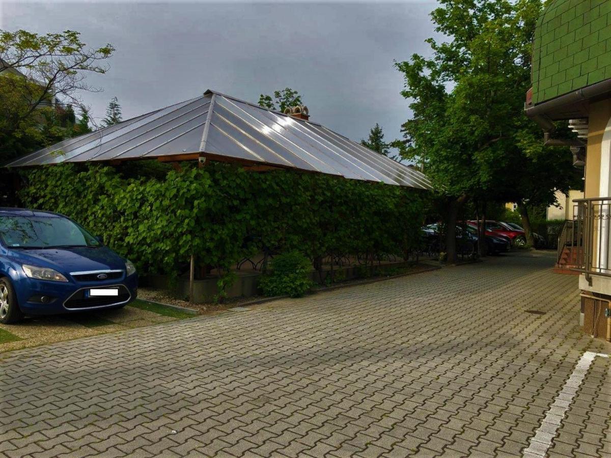 Zoeldteto Panzio Bed and Breakfast Balatonfüred Eksteriør billede