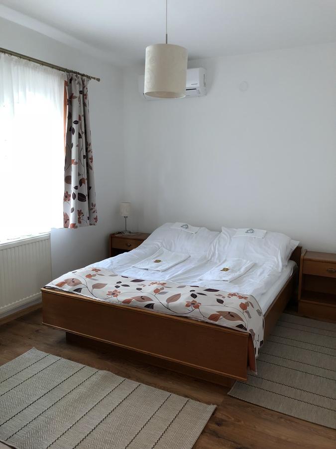 Zoeldteto Panzio Bed and Breakfast Balatonfüred Eksteriør billede