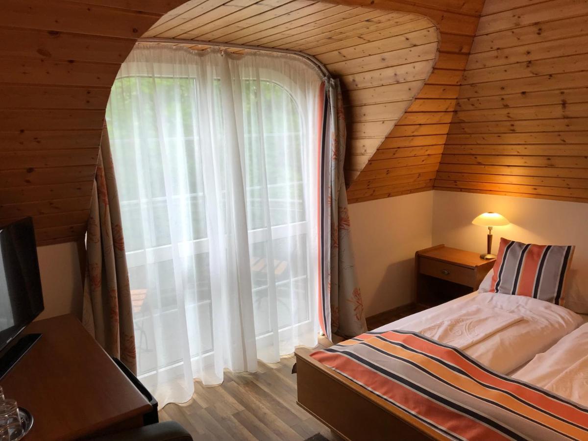 Zoeldteto Panzio Bed and Breakfast Balatonfüred Eksteriør billede